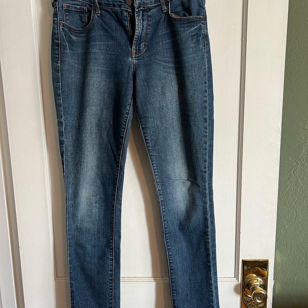 Old Navy Women's Skinny Jeans in Deep Blue